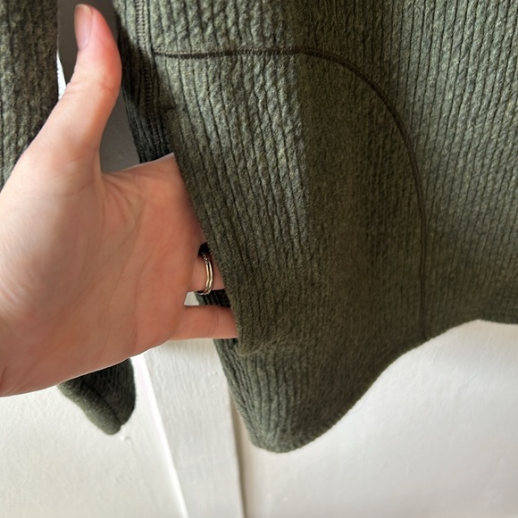 Lululemon Olive Green Ribbed Cowl Neck Sweater Size XS - Picture 6 of 7